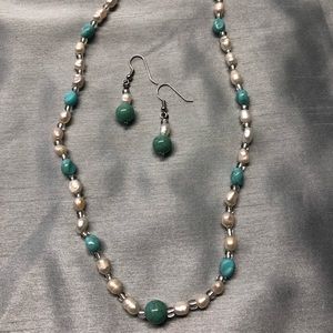 Necklace earrings pearl turquoise